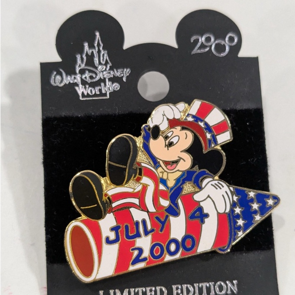 Disney LE July 4 2000 Mickey Pin • Patriotic Firecracker WDW